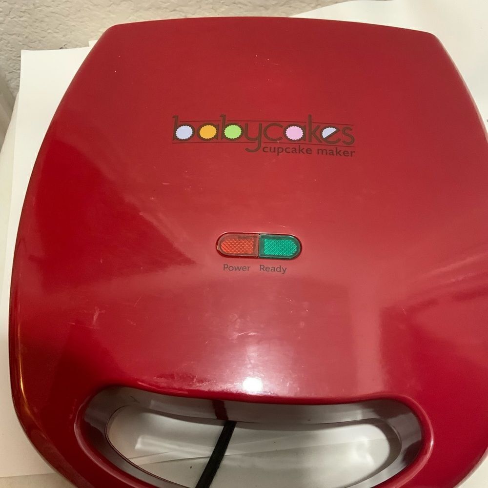 The Original Babycakes Cupcake Maker CC-96RD Non Stick Coating Red
